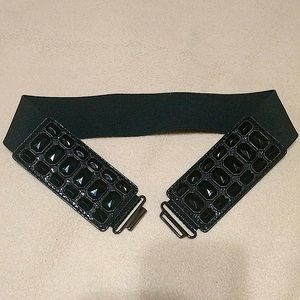 EXPRESS black expandable belt with sequin embellishments. Size Small/Medium.